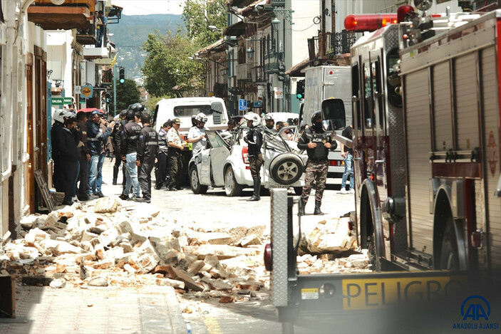 Ekvador'da 6,7 büyüklüğünde deprem meydana geldi #7