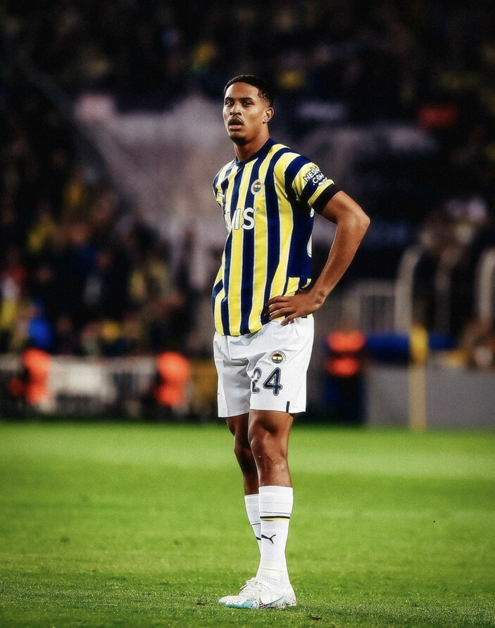 Fenerbahçe'de yeni transfer Jayden Oosterwolde sakatlandı